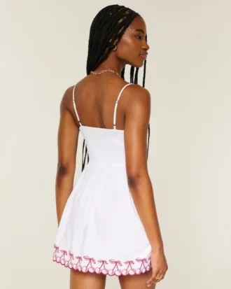 Mini-robe boutonnée