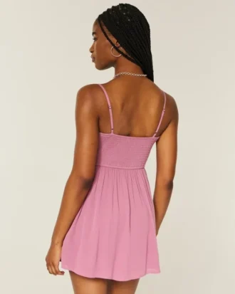 Mini-robe brodée Mini-robe brodée