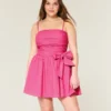 Mini-robe bustier à nœud Mini-robe bustier à nœud
