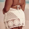 Mini-robe cache-cœur style crochet Mini-robe cache-cœur style crochet