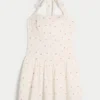 Mini-robe dos nu à taille basse Mini-robe dos nu à taille basse