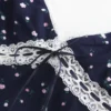 Mini-robe à détails en dentelle Mini-robe à détails en dentelle