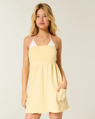 Mini-robe sans bretelles en tissu éponge Mini-robe sans bretelles en tissu éponge