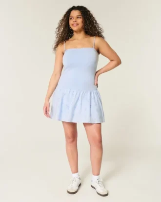 Mini-robe sans bretelles à taille basse en tricot tissé Mini-robe sans bretelles à taille basse en tricot tissé
