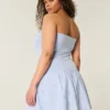 Mini-robe sans bretelles à taille basse en tricot tissé Mini-robe sans bretelles à taille basse en tricot tissé