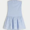 Mini-robe sans bretelles à taille basse en tricot tissé Mini-robe sans bretelles à taille basse en tricot tissé