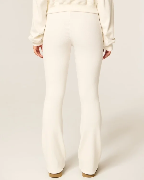 Pantalon bootcut gaufré Always Cozy de Gilly Hicks Pantalon bootcut gaufré Always Cozy de Gilly Hicks