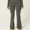 Pantalon bootcut à taille repliée en maille tricotée Gilly Hicks Pantalon bootcut à taille repliée en maille tricotée Gilly Hicks