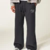 Pantalon de survêtement bootcut à motif Forest Hills Athletics Pantalon de survêtement bootcut à motif Forest Hills Athletics
