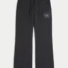 Pantalon de survêtement bootcut à motif Forest Hills Athletics Pantalon de survêtement bootcut à motif Forest Hills Athletics