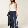 Pantalon de survêtement à jambes larges avec logo graphique Pantalon de survêtement à jambes larges avec logo graphique