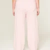 Pantalon de survêtement à jambes larges avec poche en forme de cœur Pantalon de survêtement à jambes larges avec poche en forme de cœur