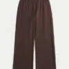 Pantalon de survêtement à jambes larges avec poche en forme de cœur Pantalon de survêtement à jambes larges avec poche en forme de cœur
