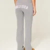 Pantalon de survêtement à logo graphique Pantalon de survêtement à logo graphique
