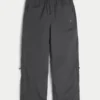 Pantalon en nylon super ample Pantalon en nylon super ample