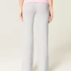 Pantalon évasé en tricot à taille repliée Pantalon évasé en tricot à taille repliée