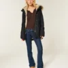 Parka doublée de fausse fourrure Parka doublée de fausse fourrure