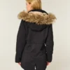 Parka doublée de fausse fourrure Parka doublée de fausse fourrure