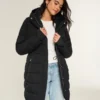 Parka matelassée doublée de fausse fourrure Parka matelassée doublée de fausse fourrure