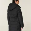 Parka matelassée doublée de fausse fourrure Parka matelassée doublée de fausse fourrure