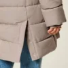 Parka matelassée doublée de fausse fourrure Parka matelassée doublée de fausse fourrure