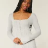 Pull babydoll à manches longues et encolure carrée Pull babydoll à manches longues et encolure carrée