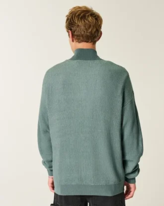 Pull carré à fermeture éclair quart de longueur