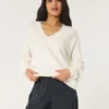 Pull oversize à col en V Hollister Comfy Cloud Pull oversize à col en V Hollister Comfy Cloud