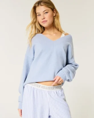 Pull oversize à col en V Hollister Comfy Cloud