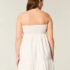 Robe babydoll brodée sans bretelles Robe babydoll brodée sans bretelles