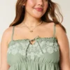 Robe babydoll brodée sans bretelles Robe babydoll brodée sans bretelles