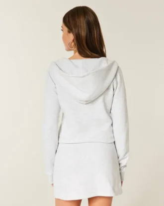 Robe à capuche et manches longues en molleton