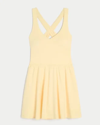 Robe dos nu Active Recharge Wrap de Gilly Hicks Robe dos nu Active Recharge Wrap de Gilly Hicks