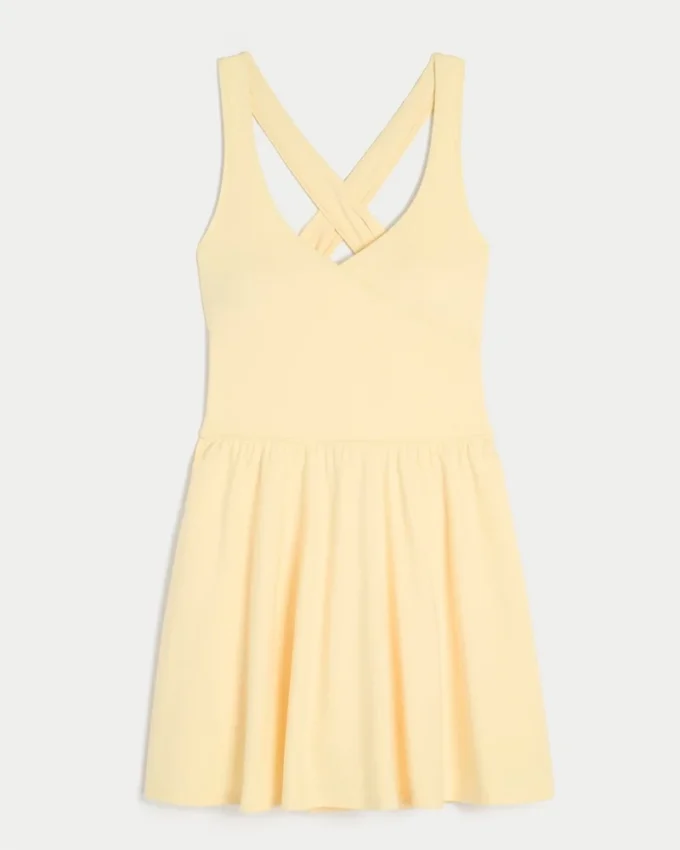 Robe dos nu Active Recharge Wrap de Gilly Hicks Robe dos nu Active Recharge Wrap de Gilly Hicks
