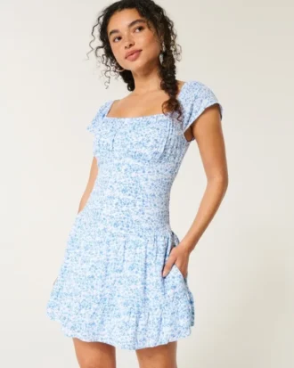 Robe jupe-short à manches flottantes