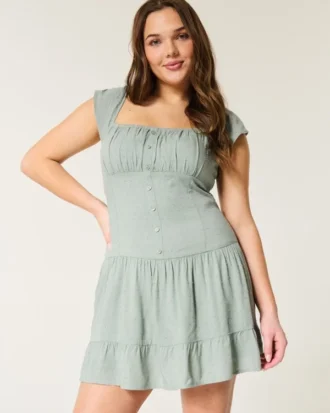 Robe jupe-short à manches flottantes Robe jupe-short à manches flottantes