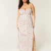 Robe longue sans bretelles à torsades Robe longue sans bretelles à torsades