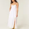 Robe longue sans bretelles à torsades Robe longue sans bretelles à torsades