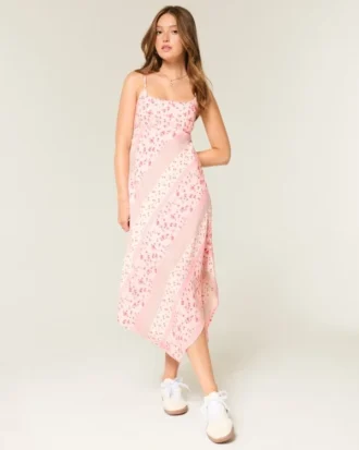Robe midi à ourlet asymétrique