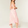 Robe midi à ourlet asymétrique Robe midi à ourlet asymétrique