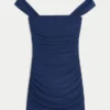 Robe moulante à épaules dénudées en maille Robe moulante à épaules dénudées en maille