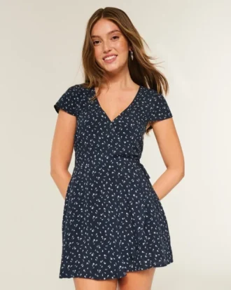 Robe portefeuille à manches courtes
