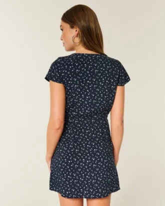 Robe portefeuille à manches courtes