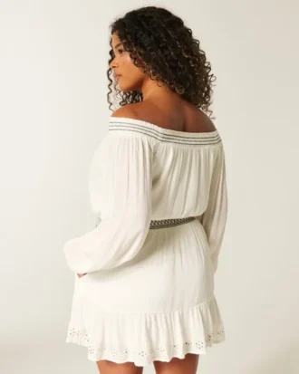 Robe tissée à épaules dénudées