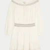 Robe tissée à épaules dénudées Robe tissée à épaules dénudées