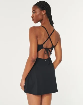 Robe trapèze à bretelles Gilly Hicks Active