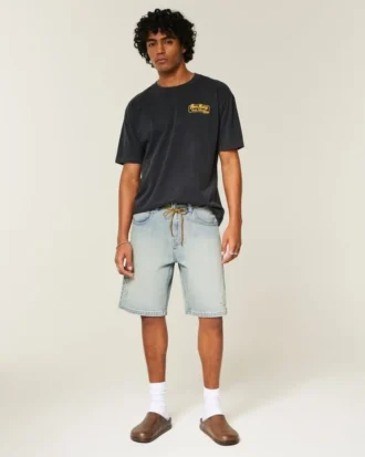 Short baggy en denim brodé d&rsquo;étoiles