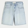 Short baggy en denim à motif graphique étoilé Short baggy en denim à motif graphique étoilé