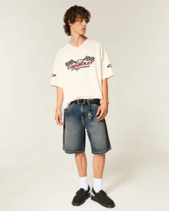 Short baggy en denim à motif serpent Short baggy en denim à motif serpent