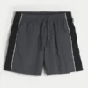 Short de football ample mi-cuisse Short de football ample mi-cuisse
